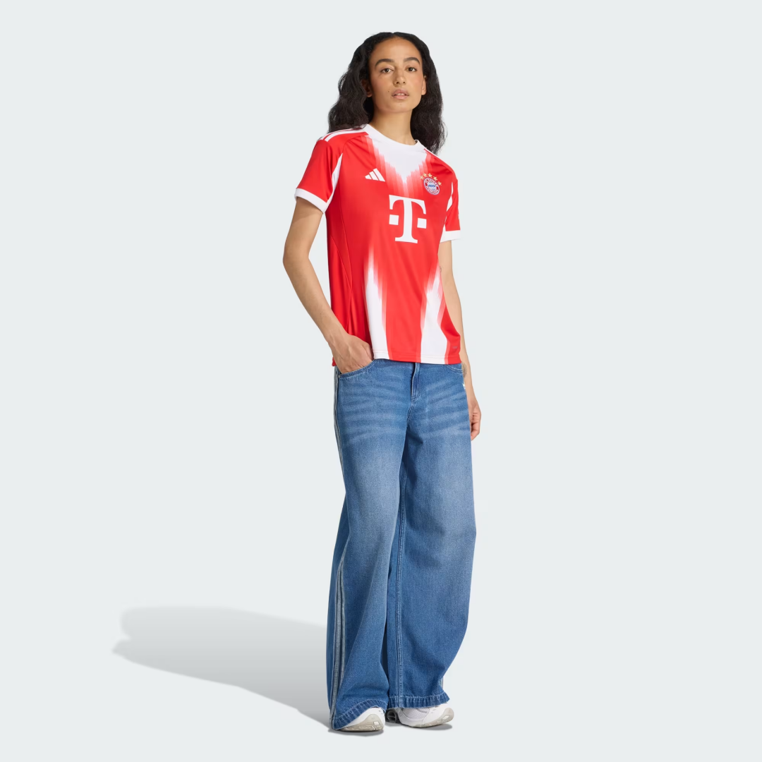 Women's Bayern Munich Home Jersey 2025/26