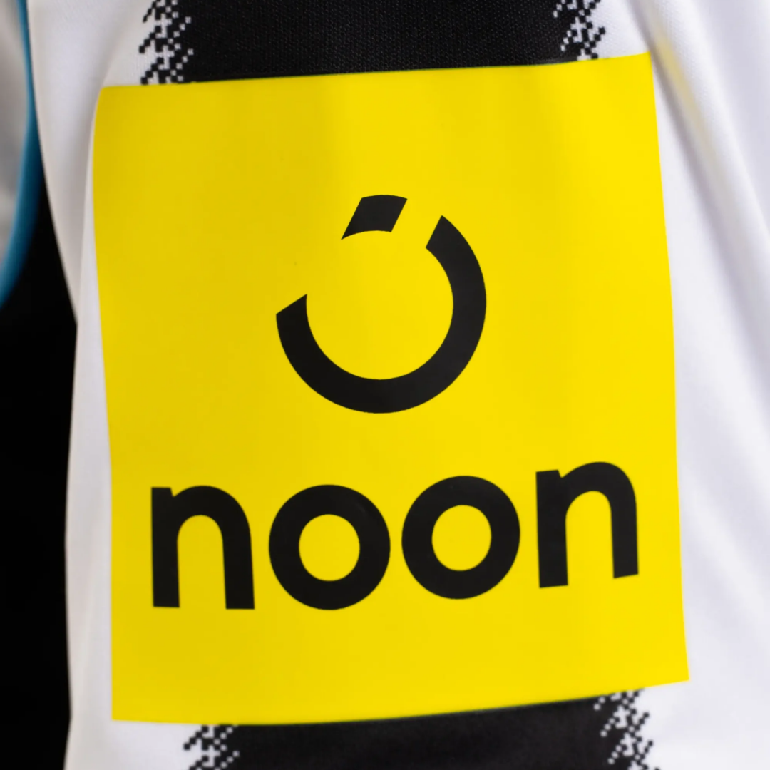 Kid's Newcastle United Home Kit 2025/26