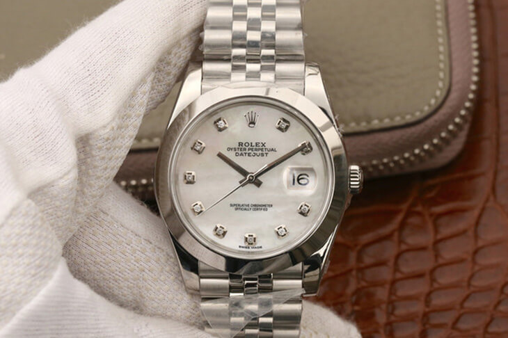 Replica Rolex Datejust M126300 1:1 Best Edition White Fritillary Dial - DEEPREPS