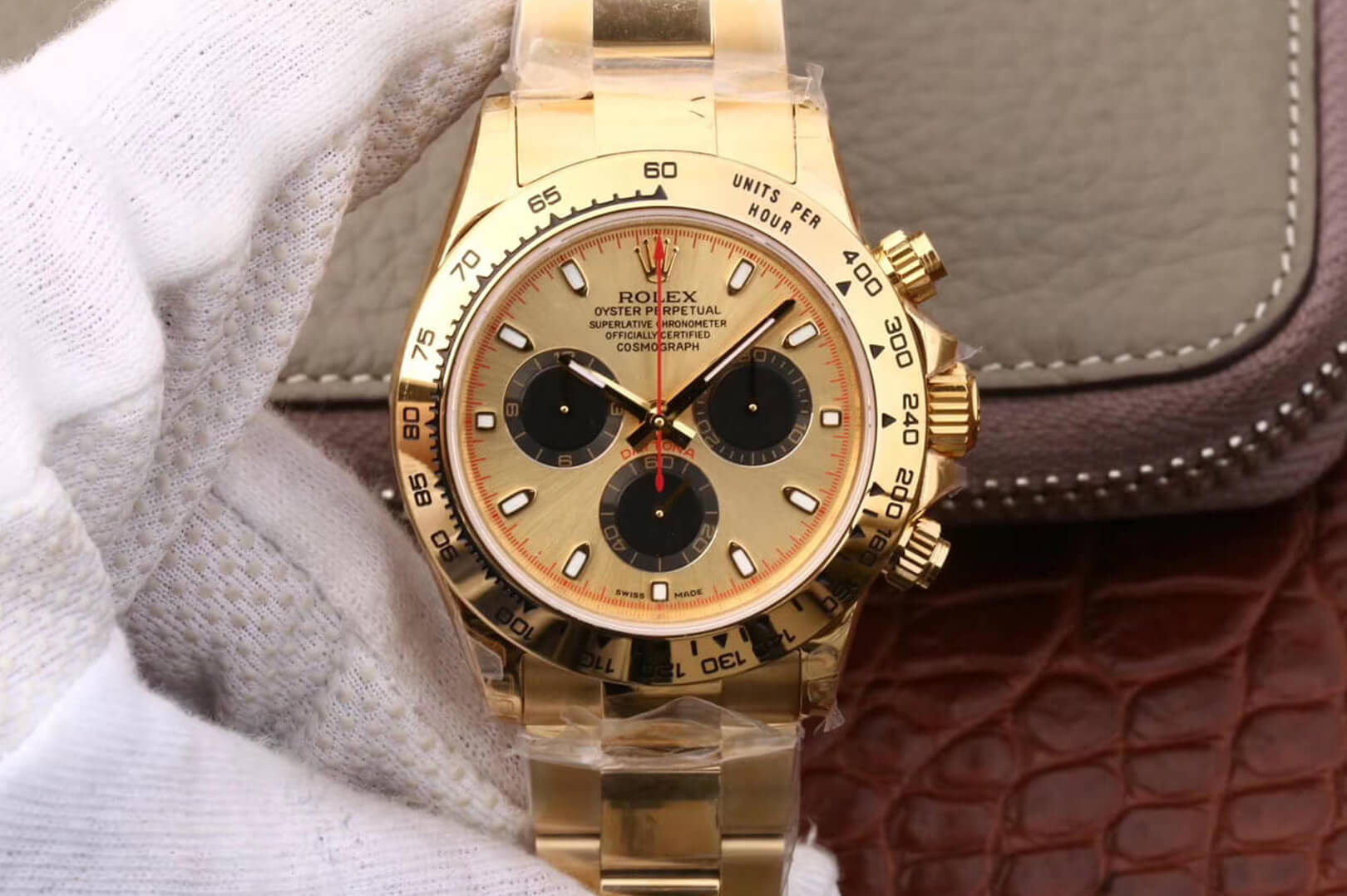 Replica Rolex Daytona 116508 1:1 Best Edition Yellow Gold Black Chronograph - DEEPREPS