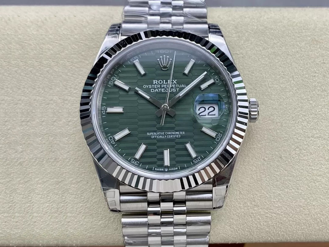 Replica Rolex Datejust M126334-0030 41MM 1:1 Best Edition Green Dial - DEEPREPS