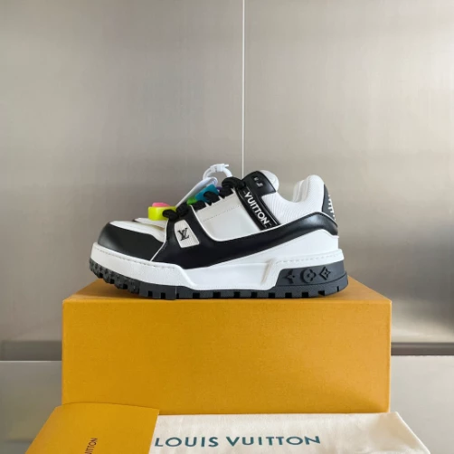 LOUIS VUITTON LV TRAINER MAXI SNEAKERS IN BLACK AND WHITE – LSVT337 - DEEPREPS