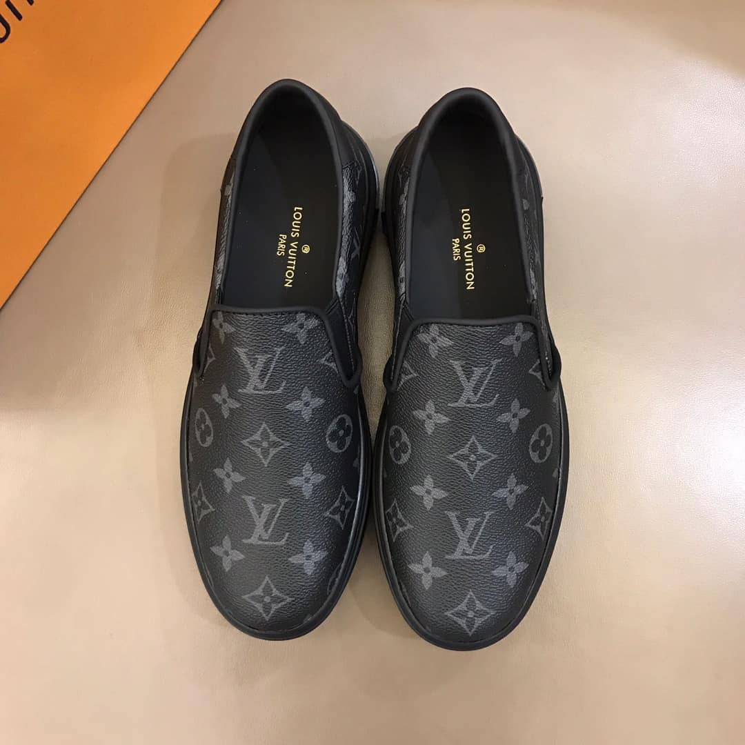 LOUIS VUITTON LOW TOP SNEAKER   LV41 - DEEPREPS