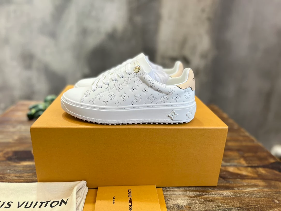 LV TIME OUT SNEAKER – LSVT429 - DEEPREPS