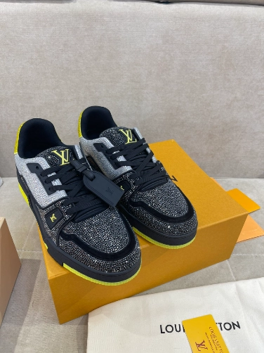 LOUIS VUITTON TRAINER SNEAKERS IN BLACK – LSVT394 - DEEPREPS
