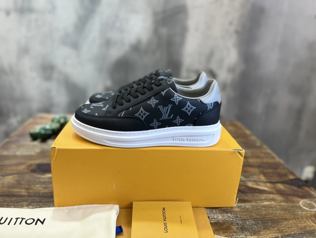 LOUIS VUITTON BEVERLY HILLS SNEAKER IN BLACK – LSVT340 - DEEPREPS