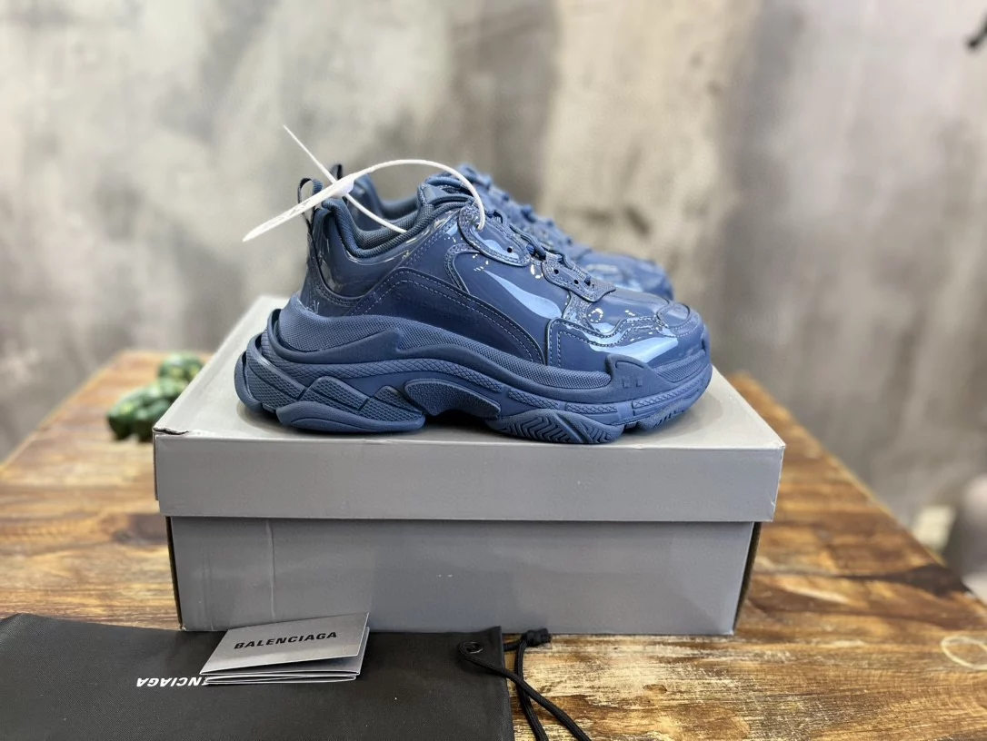 BALENCIAGA TRIPLE S SNEAKER   BB260 - DEEPREPS