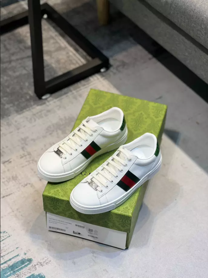 GUCCI ACE LEATHER SNEAKER WITH GREEN CROCODILE   GC229 - DEEPREPS