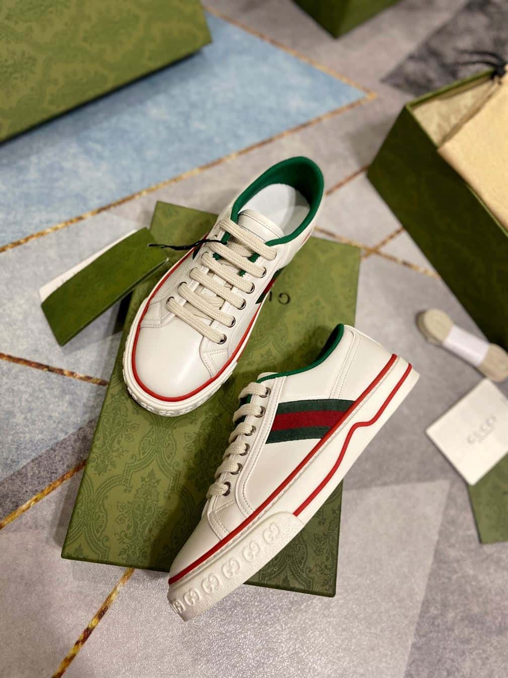 Men s Gucci Tennis 1977 sneaker   GC086 - DEEPREPS