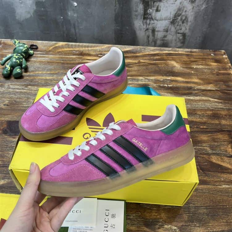 GUCCI GAZELLE SNEAKER   GC110 - DEEPREPS