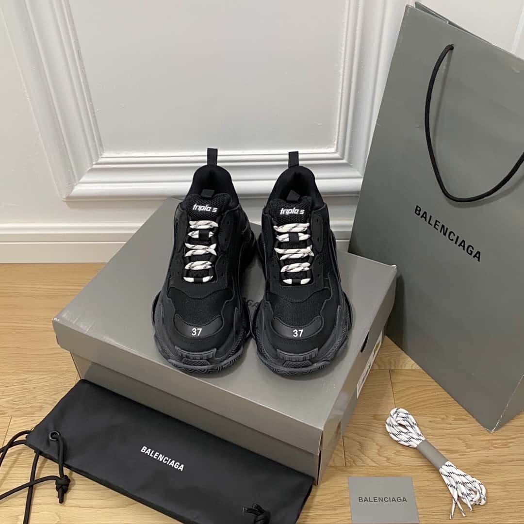 BALENCIAGA TRIPLE S SNEAKER   BB194 - DEEPREPS