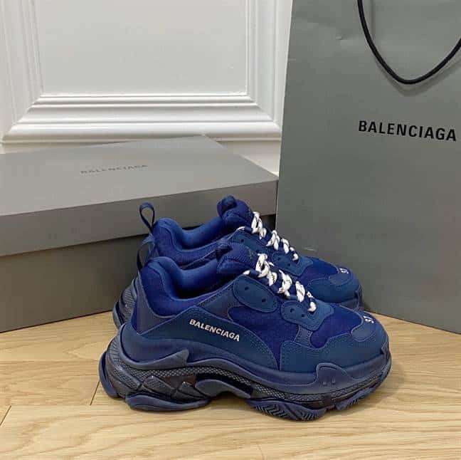 BALENCIAGA MEN S TRIPLE S SNEAKER CLEAR SOLE   BB198 - DEEPREPS