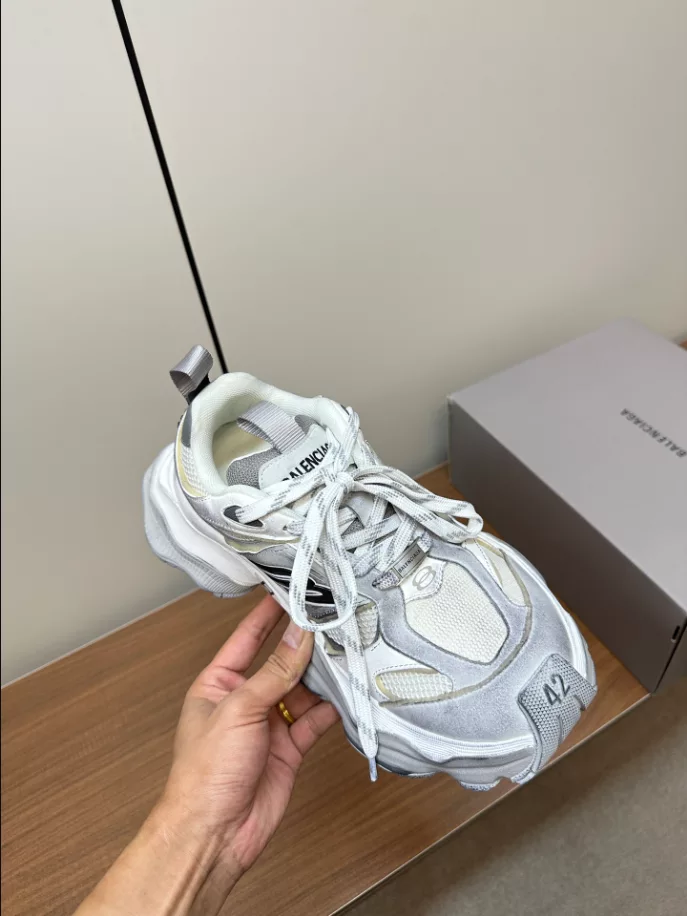 BALENCIAGA CARGO SNEAKER   BB242 - DEEPREPS