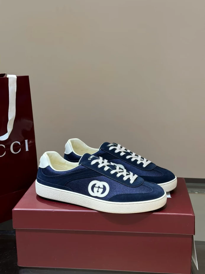 MEN S INTERLOCKING G SNEAKER   GC231 - DEEPREPS