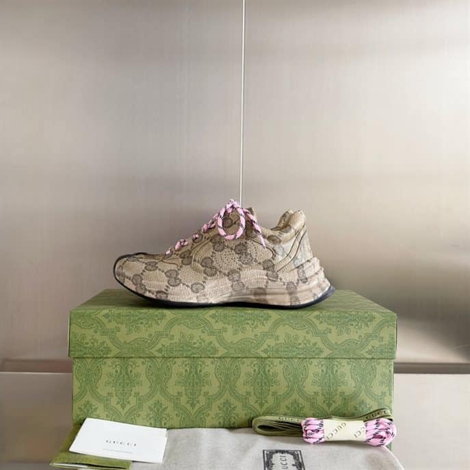 MEN’S GUCCI RUN SNEAKER – GC140 - DEEPREPS