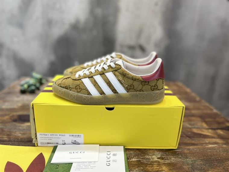 GUCCI GAZELLE SNEAKER   GC114 - DEEPREPS