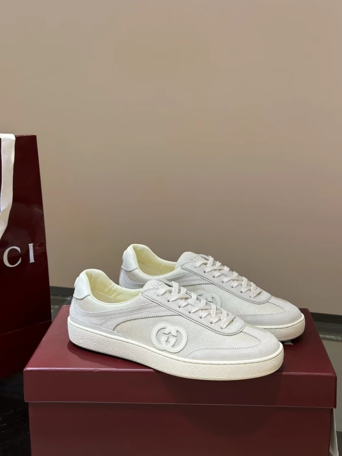 MEN S INTERLOCKING G SNEAKER   GC234 - DEEPREPS