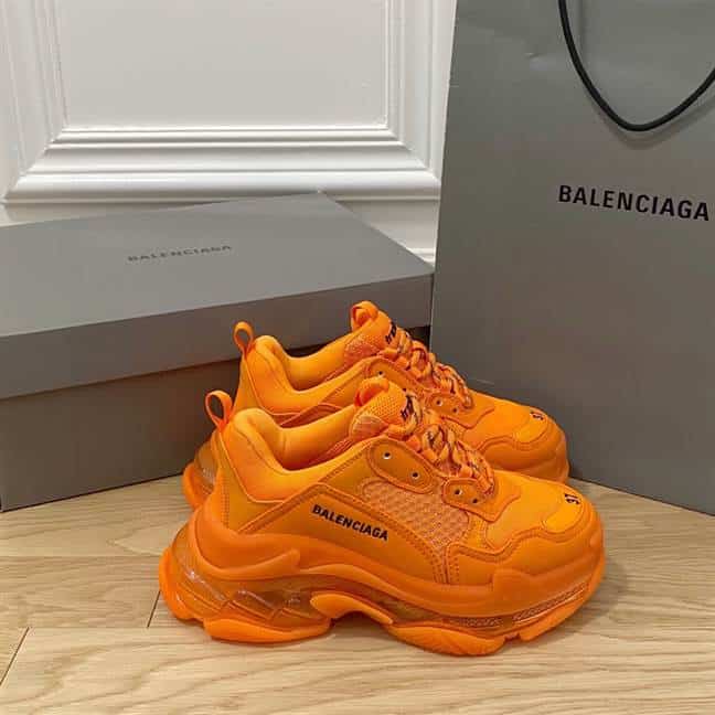 BALENCIAGA MEN S TRIPLE S SNEAKER CLEAR SOLE   BB189 - DEEPREPS
