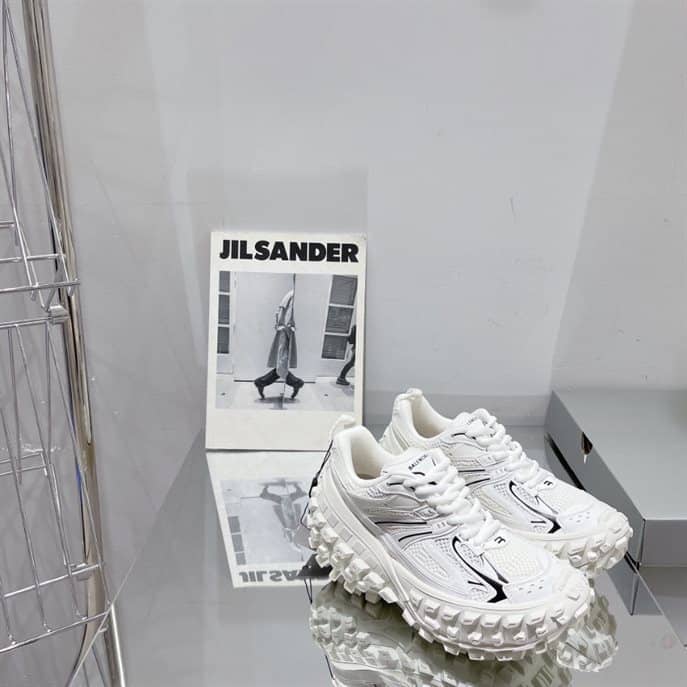 BALENCIAGA MEN S DEFENDER TRAINERS   BB225 - DEEPREPS