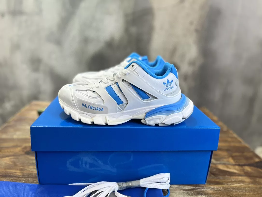 BALENCIAGA X ADIDAS TRACK SNEAKER   BB253 - DEEPREPS