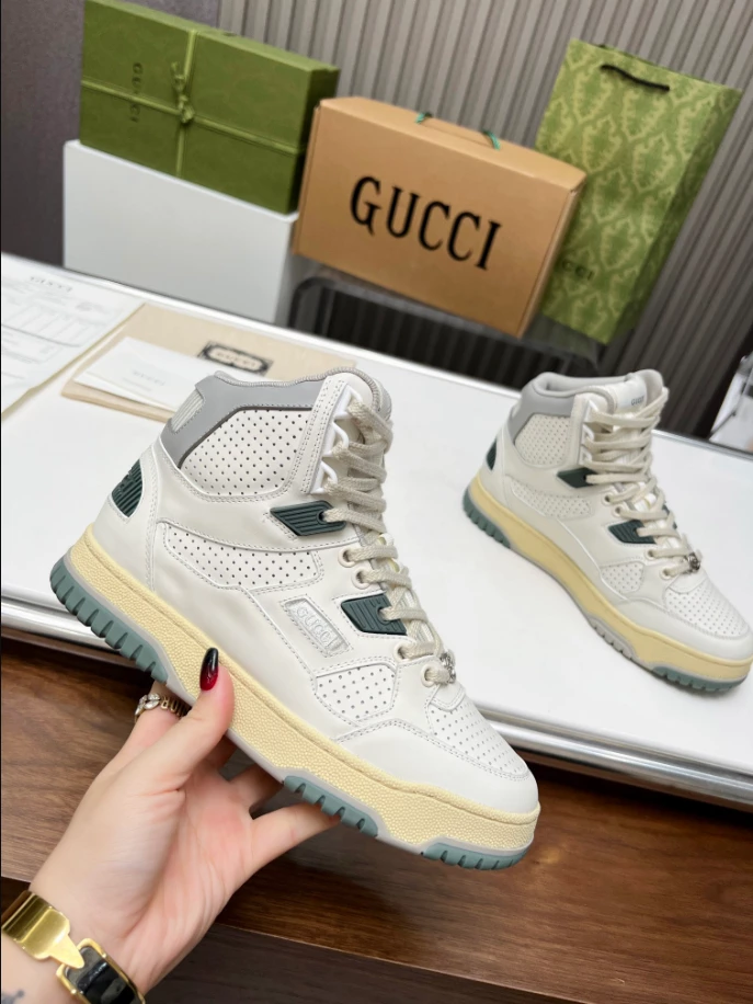 WOMEN S HIGH TOP DISTRESSED EFFECT SNEAKER   GC192 - DEEPREPS