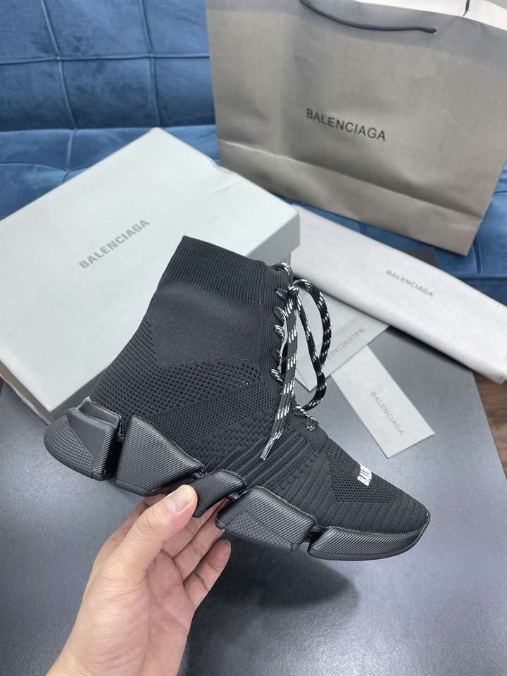 BALENCIAGA  MEN S SPEED 2.0 LACE-UP SNEAKER IN BLACK   BB155 - DEEPREPS