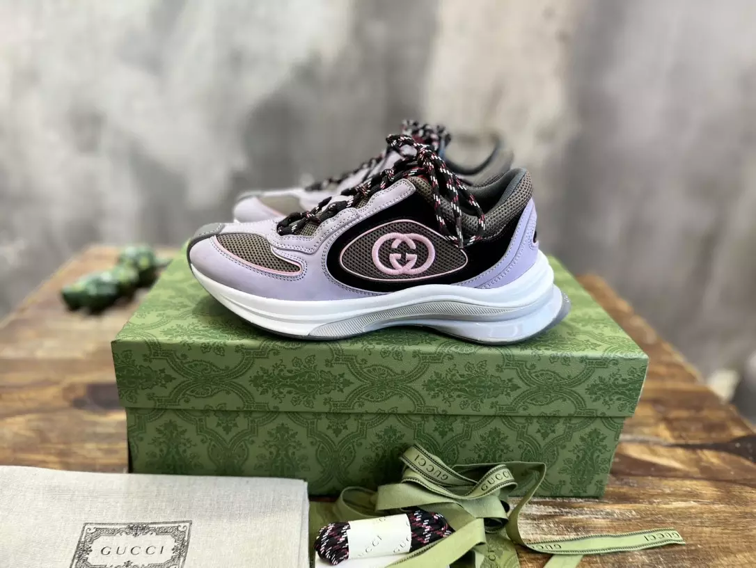 GUCCI RUN TRAINER SNEAKERS IN LILAC – GC164 - DEEPREPS