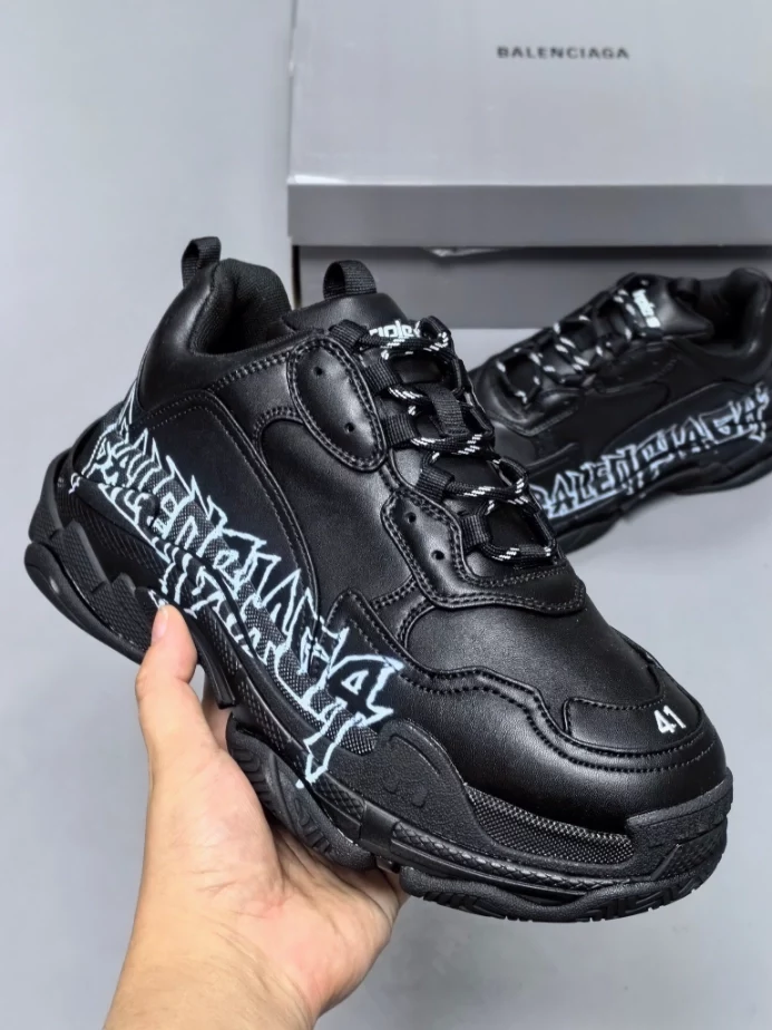 BALENCIAGA TRIPLE S SNEAKER IN BLACK AND WHITE DIY METAL ARTWORK PRINTED COWSKIN   BB270 - DEEPREPS
