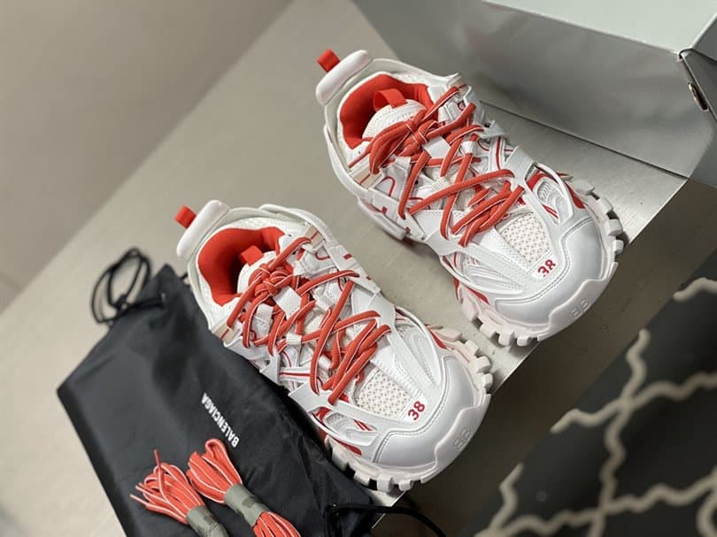 BALENCIAGA MEN S TRACK TRAINERS   BB221 - DEEPREPS