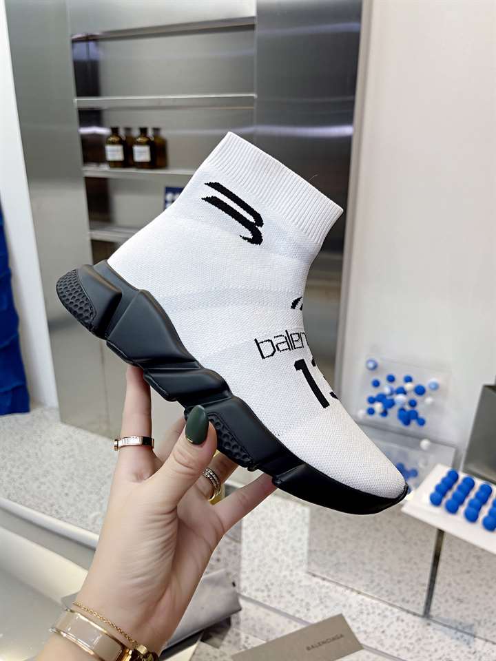 BALENCIAGA MEN S SPEED 2.0 SNEAKER   BB138 - DEEPREPS