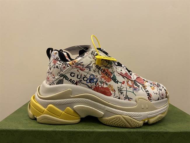 Men s The Hacker Project Triple S sneaker   GC94 - DEEPREPS