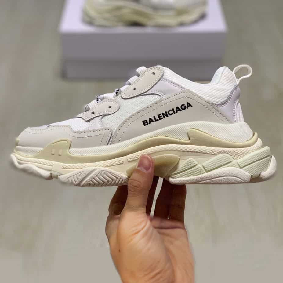 BALENCIAGA TRIPLE S TRAINERS   BB28 - DEEPREPS