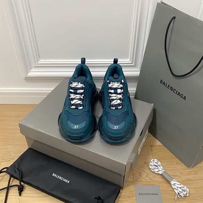 BALENCIAGA MEN S TRIPLE S SNEAKER CLEAR SOLE   BB186 - DEEPREPS