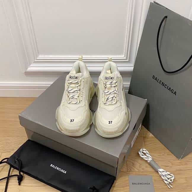 BALENCIAGA MEN S TRIPLE S SNEAKER CLEAR SOLE   BB193 - DEEPREPS