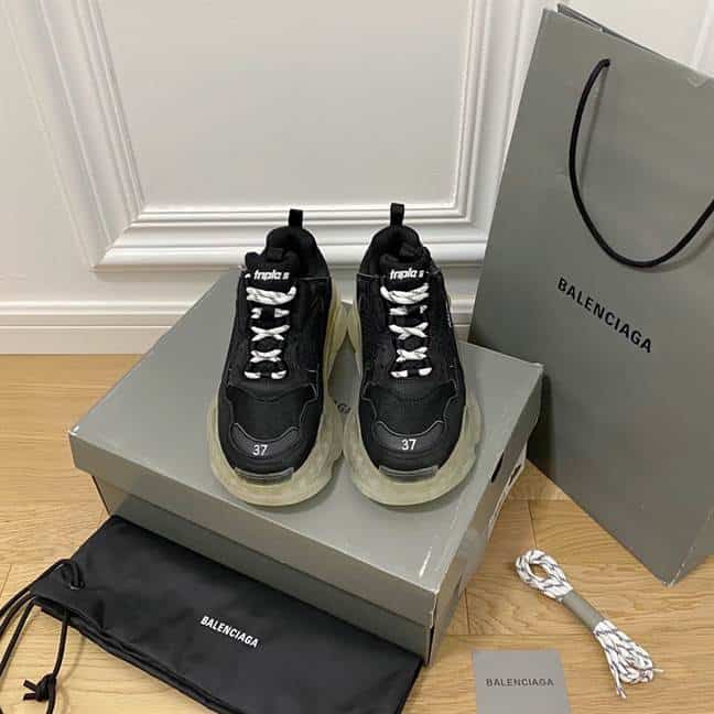 BALENCIAGA MEN S TRIPLE S SNEAKER CLEAR SOLE   BB200 - DEEPREPS