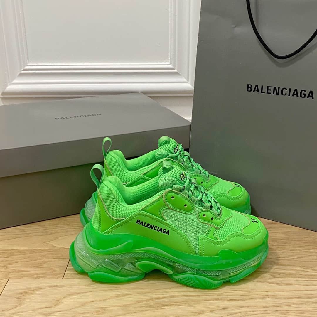 BALENCIAGA MEN S TRIPLE S SNEAKER CLEAR SOLE   BB196 - DEEPREPS