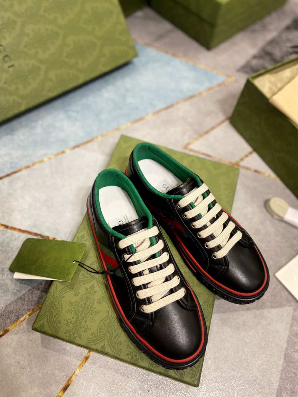 Men s Gucci Tennis 1977 sneaker   GC087 - DEEPREPS