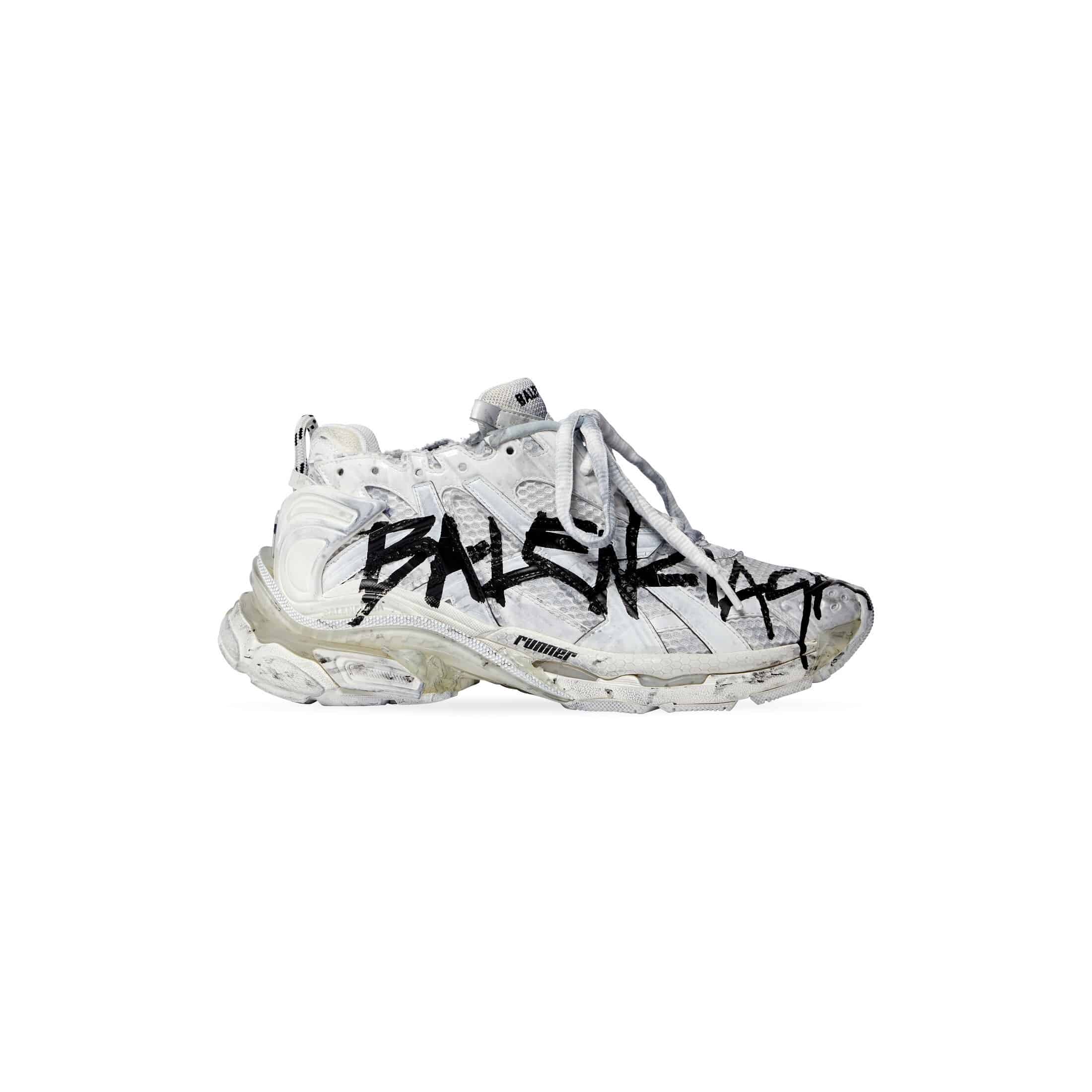 BALENCIAGA MEN S RUNNER GRAFFITI TRAINERS   BB218 - DEEPREPS
