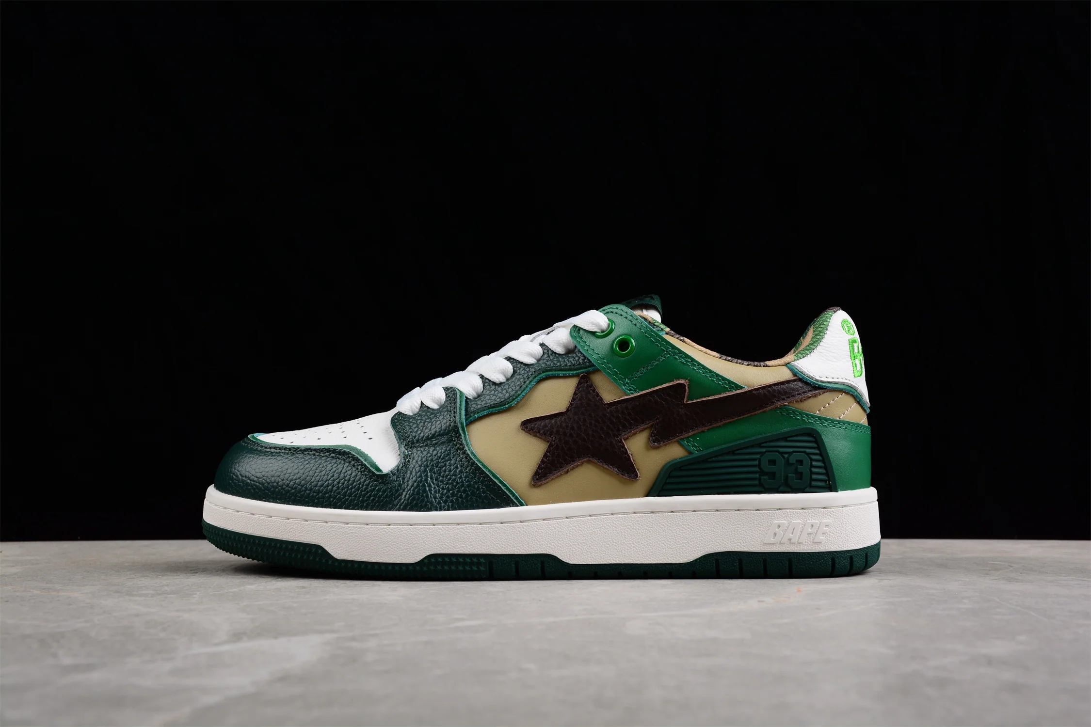 BAPE STA Low-Top Sneakers in Green and Brown - DEEPREPS