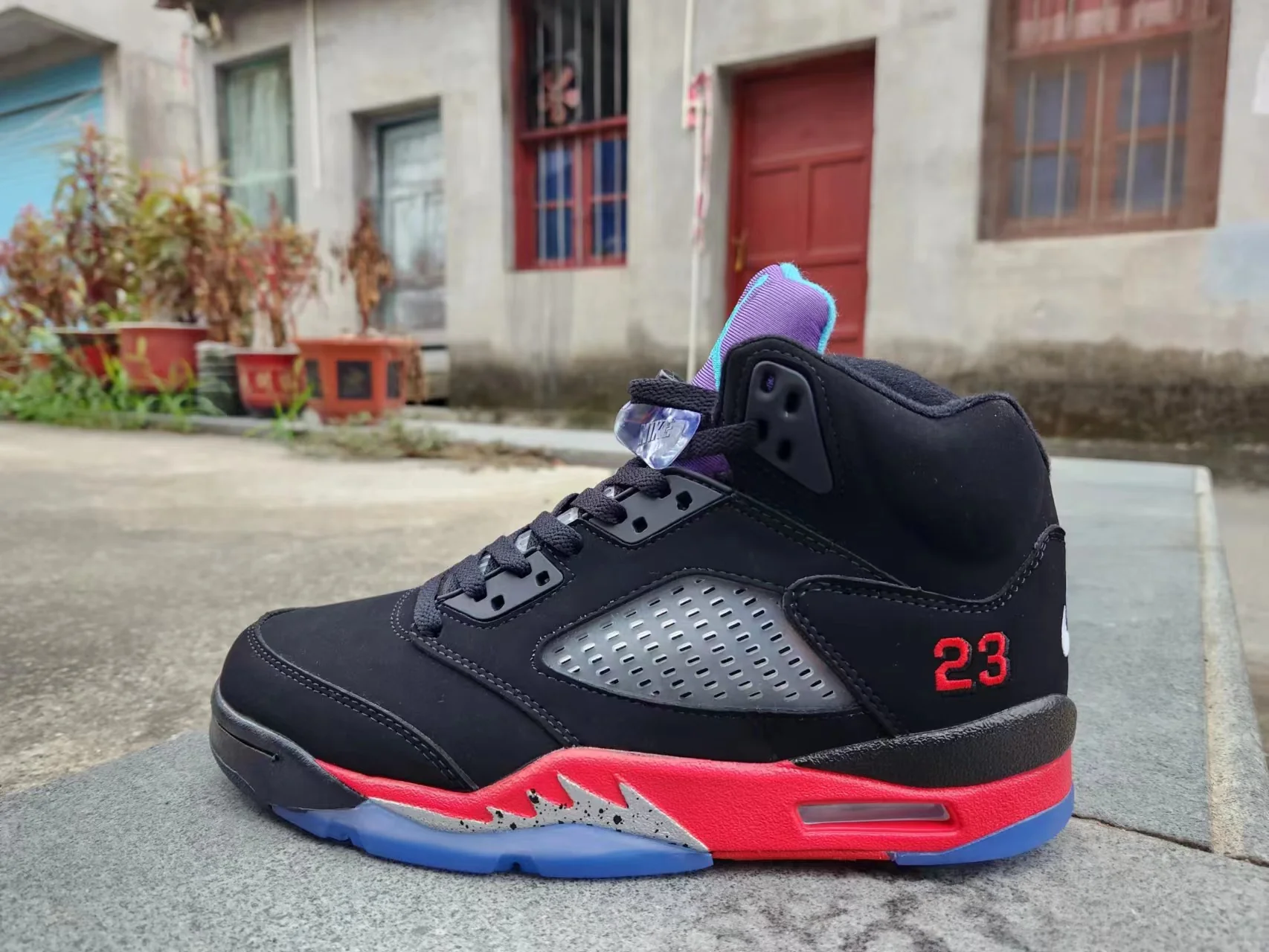 Jordan 5 black, red and purple - DEEPREPS