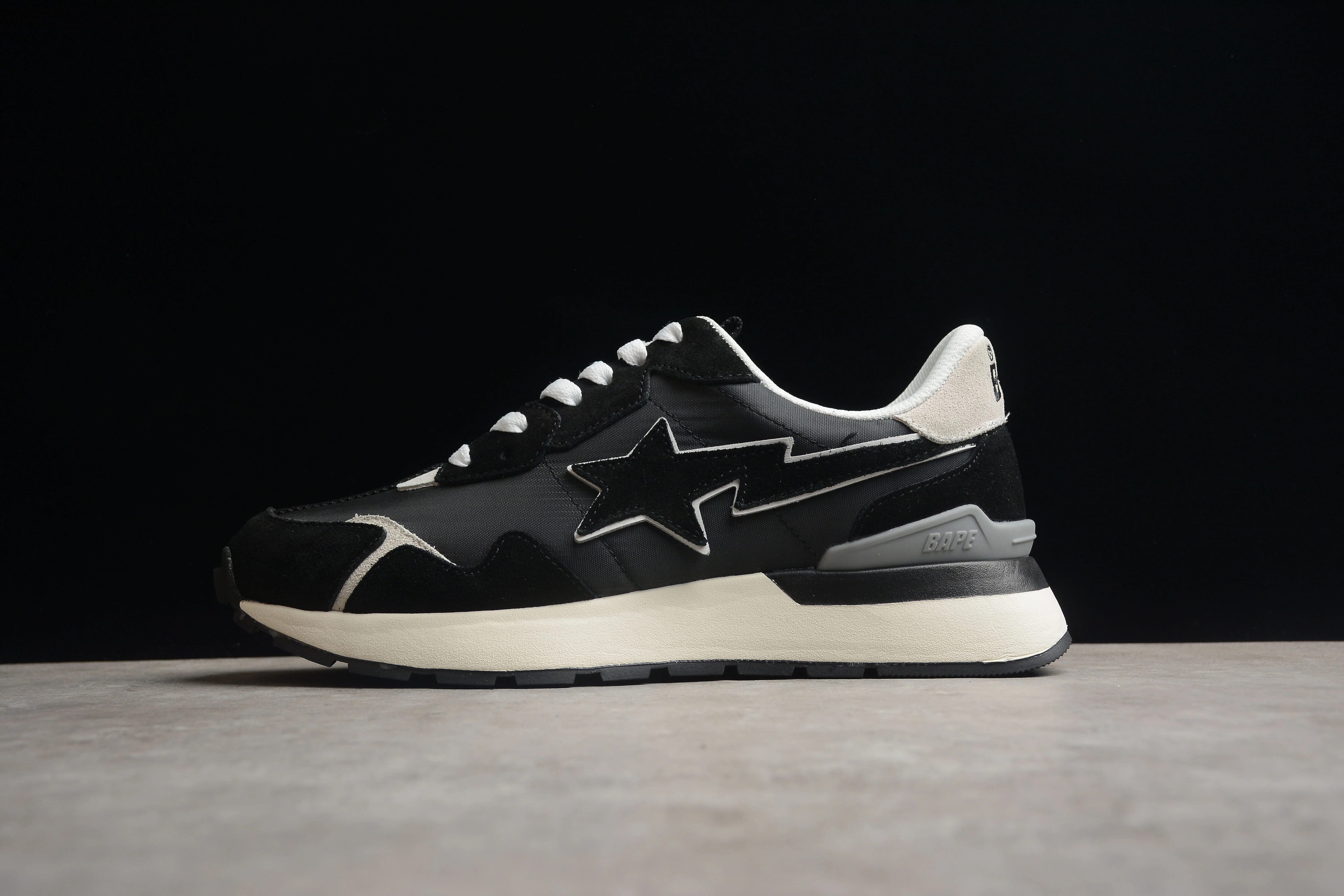 BAPE STA Retro Runner Black and White Sneakers - DEEPREPS