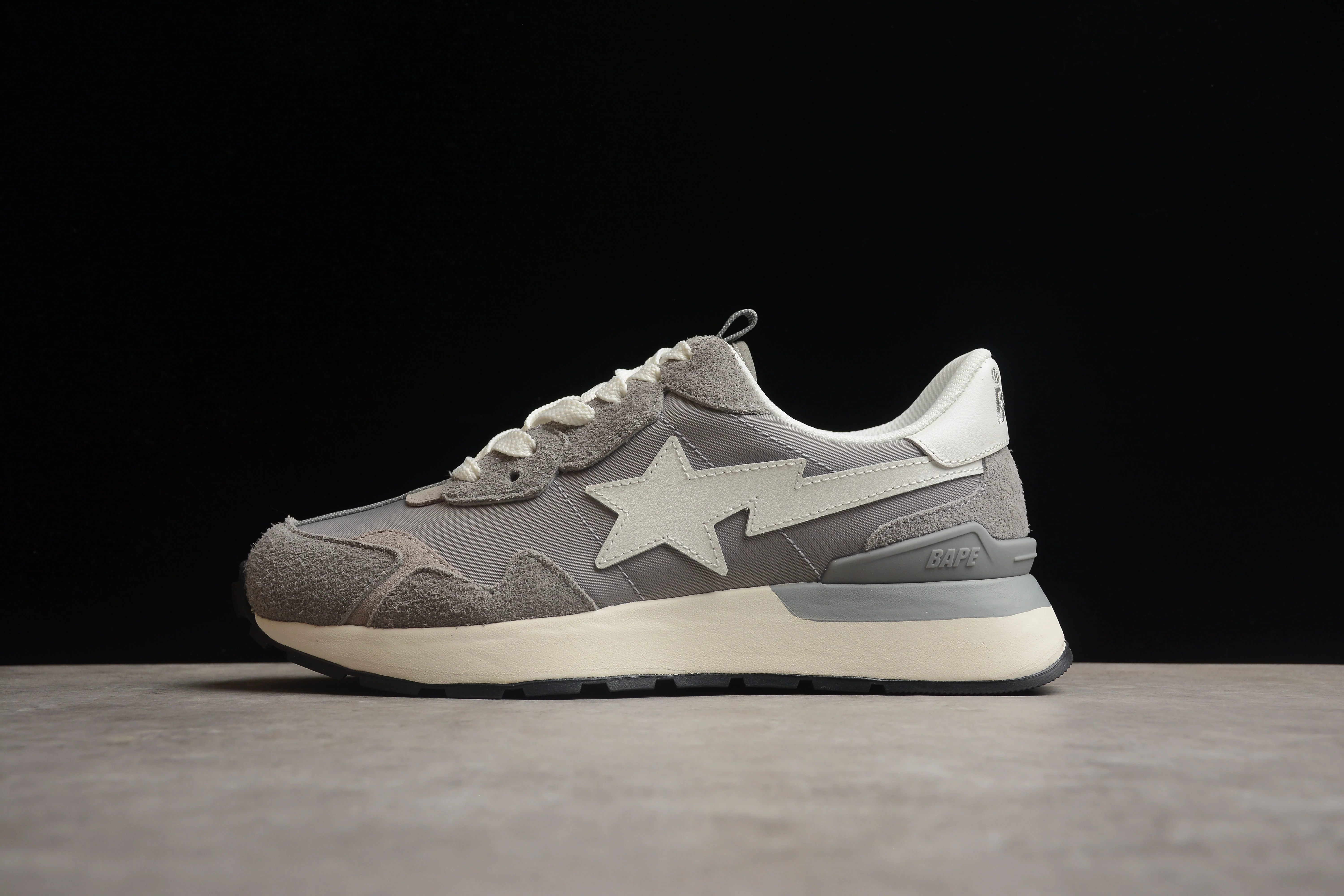 BAPE STA Runner Sneakers in Grey and White - DEEPREPS