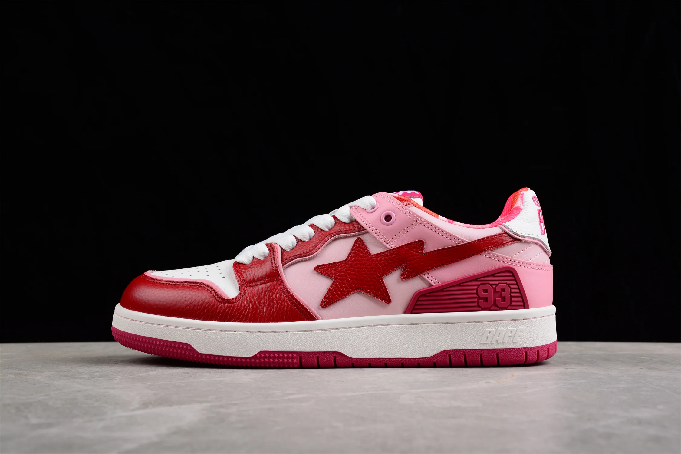 BAPE STA Low-Top Sneakers in Red and Pink - DEEPREPS
