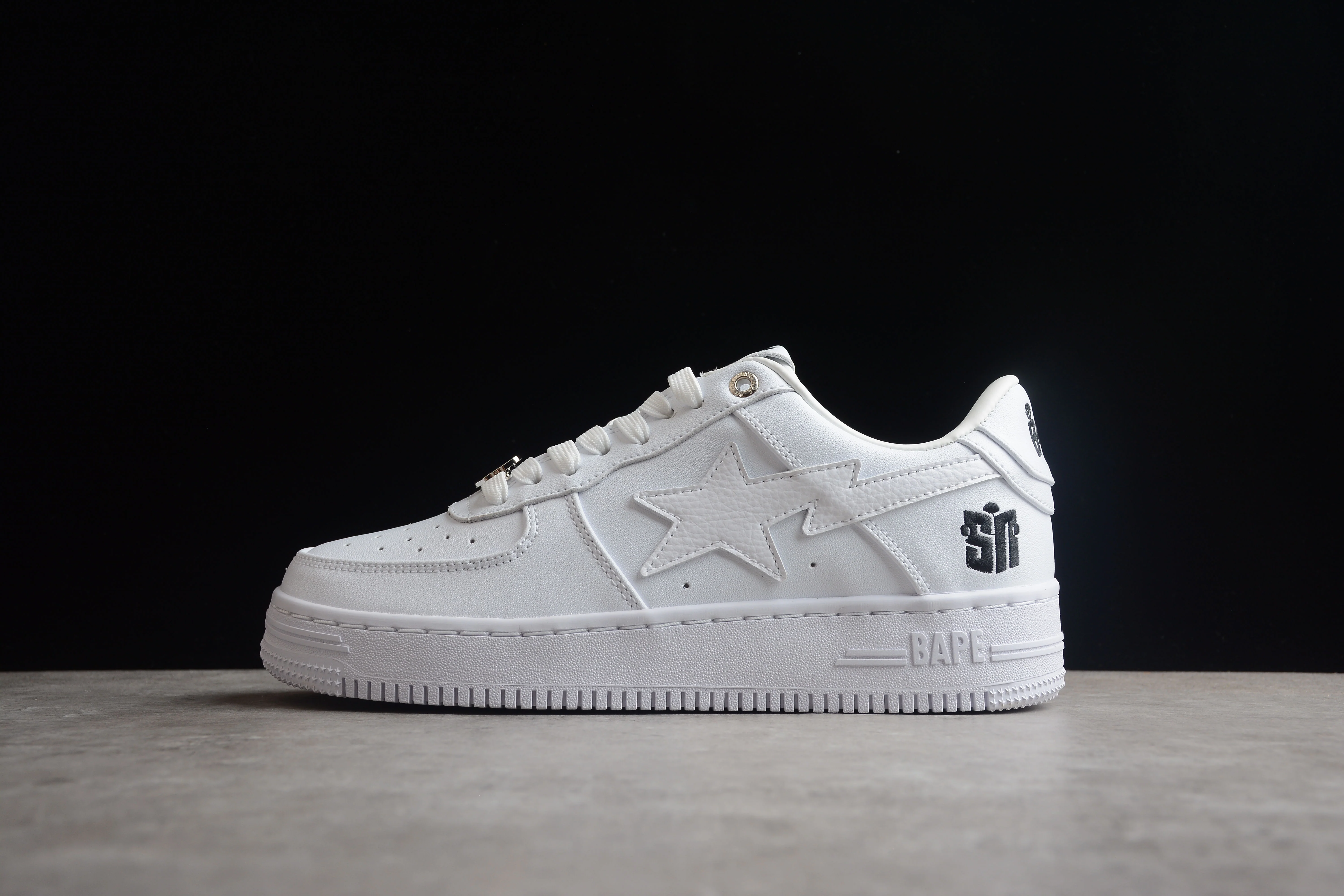 BAPE STA Low Top Sneakers - DEEPREPS