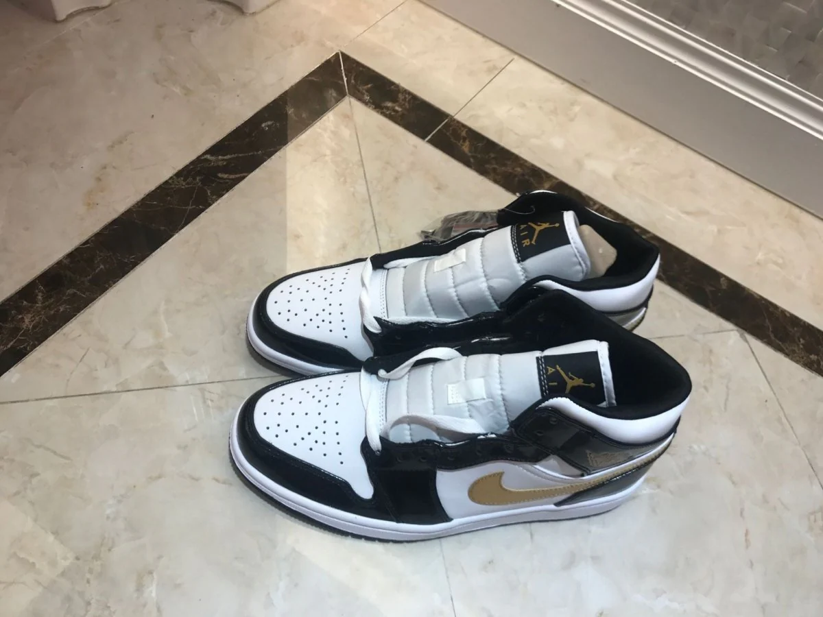 JORDAN 1 MID x PATENT BLACK WHITE GOLD - DEEPREPS