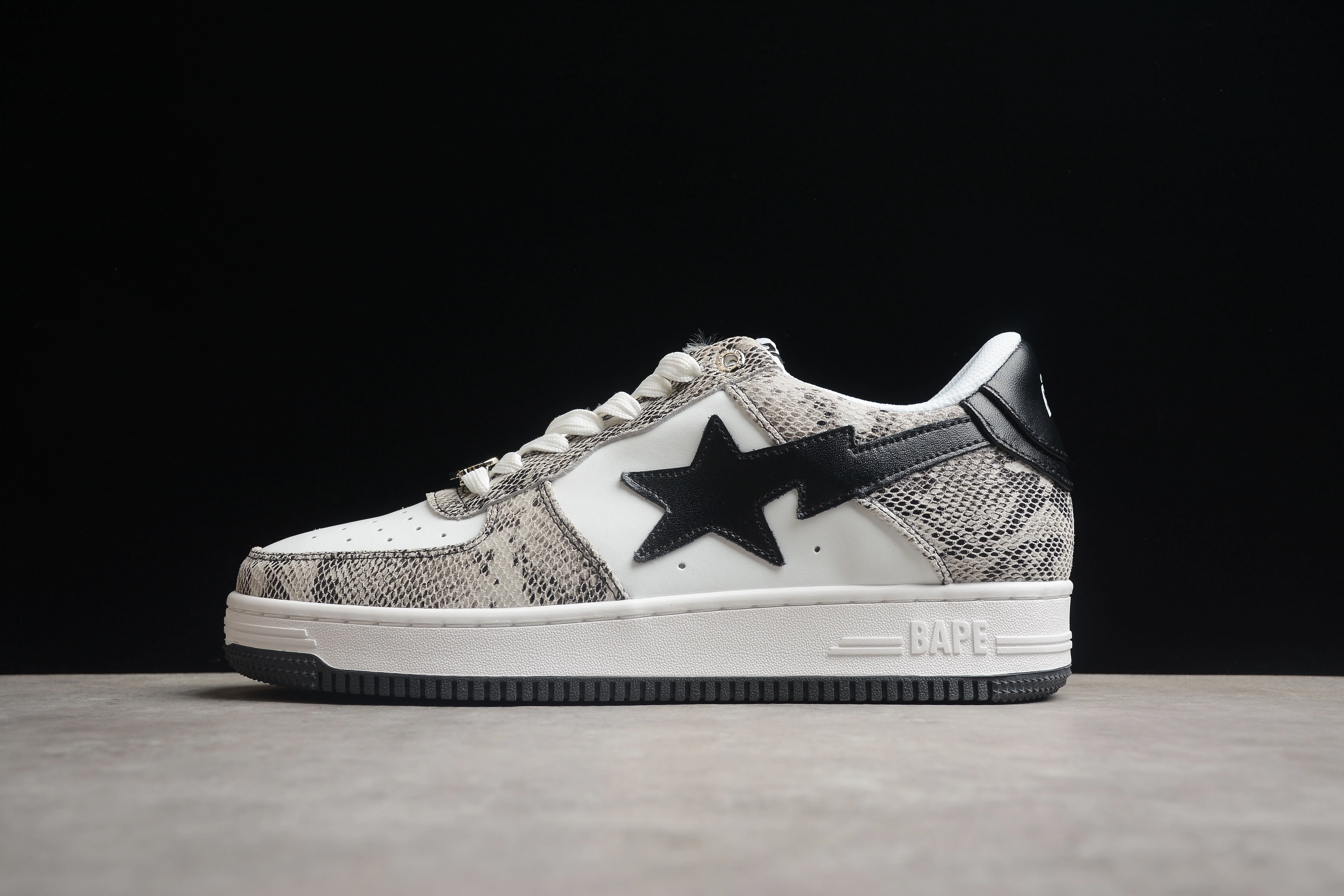 BAPE STA Low-Top Sneakers with Snakeskin Pattern - DEEPREPS