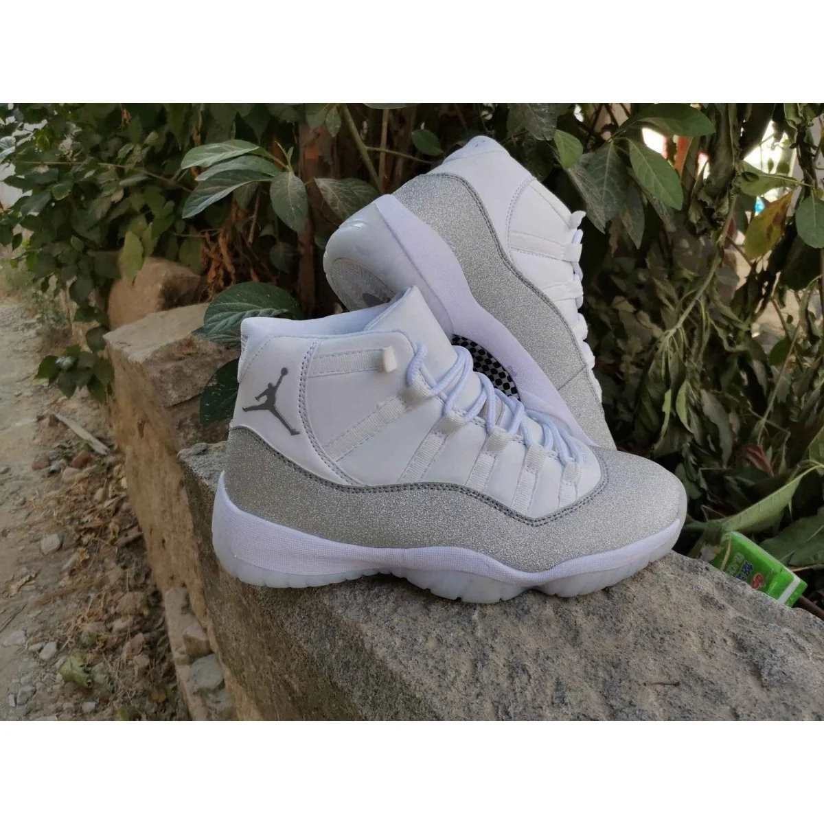 JORDAN 11 RETRO x WHITE METALLIC SILVER - DEEPREPS