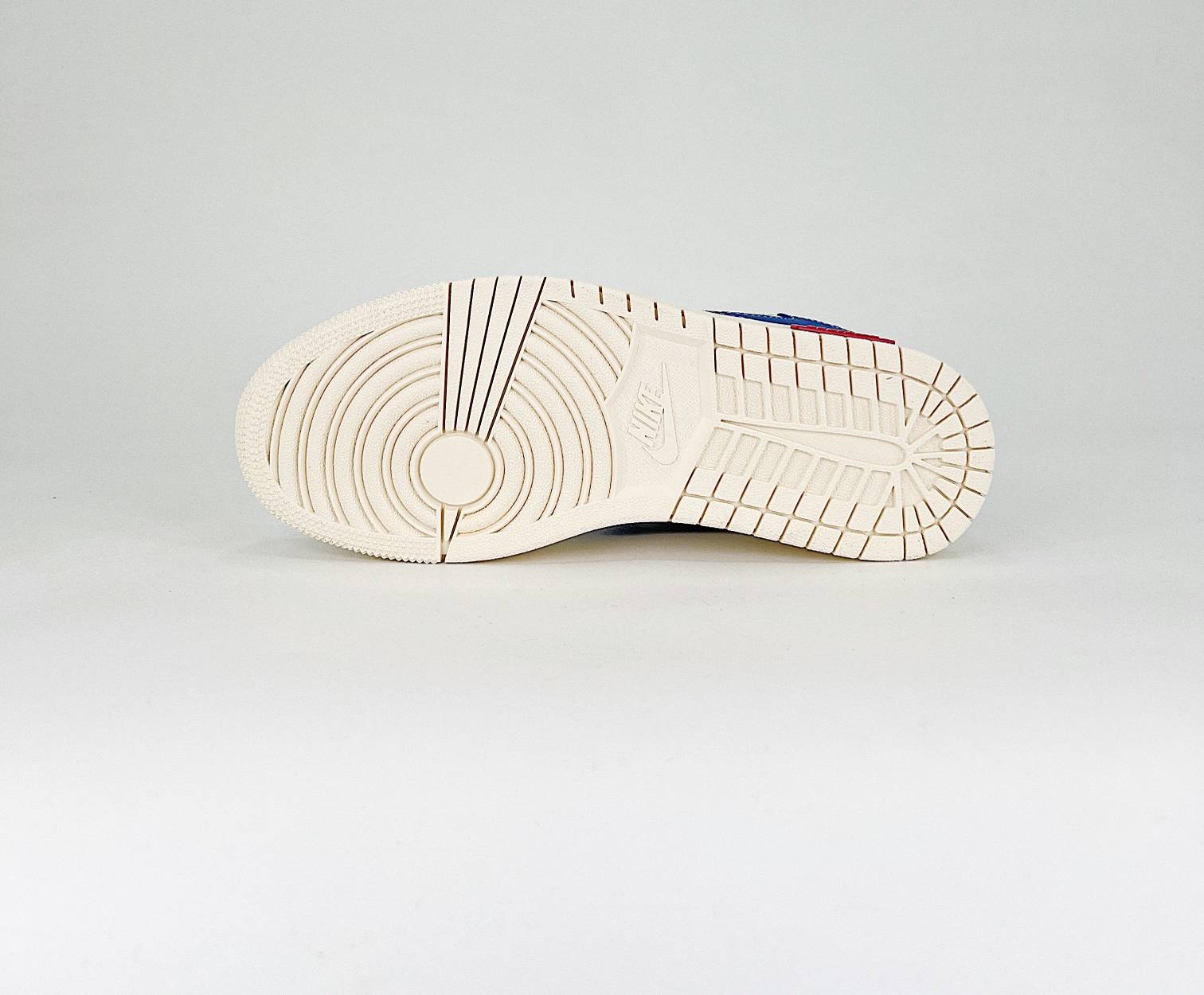 Travis Scott x Air Jordan 1 Retro Low Custom - DEEPREPS