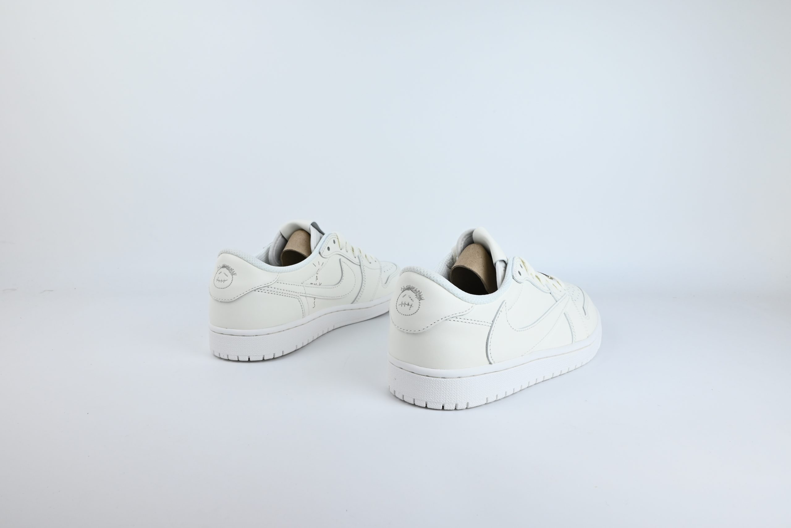 Travis Scott x Air Jordan 1 Michael Rubin White Party Customs - DEEPREPS