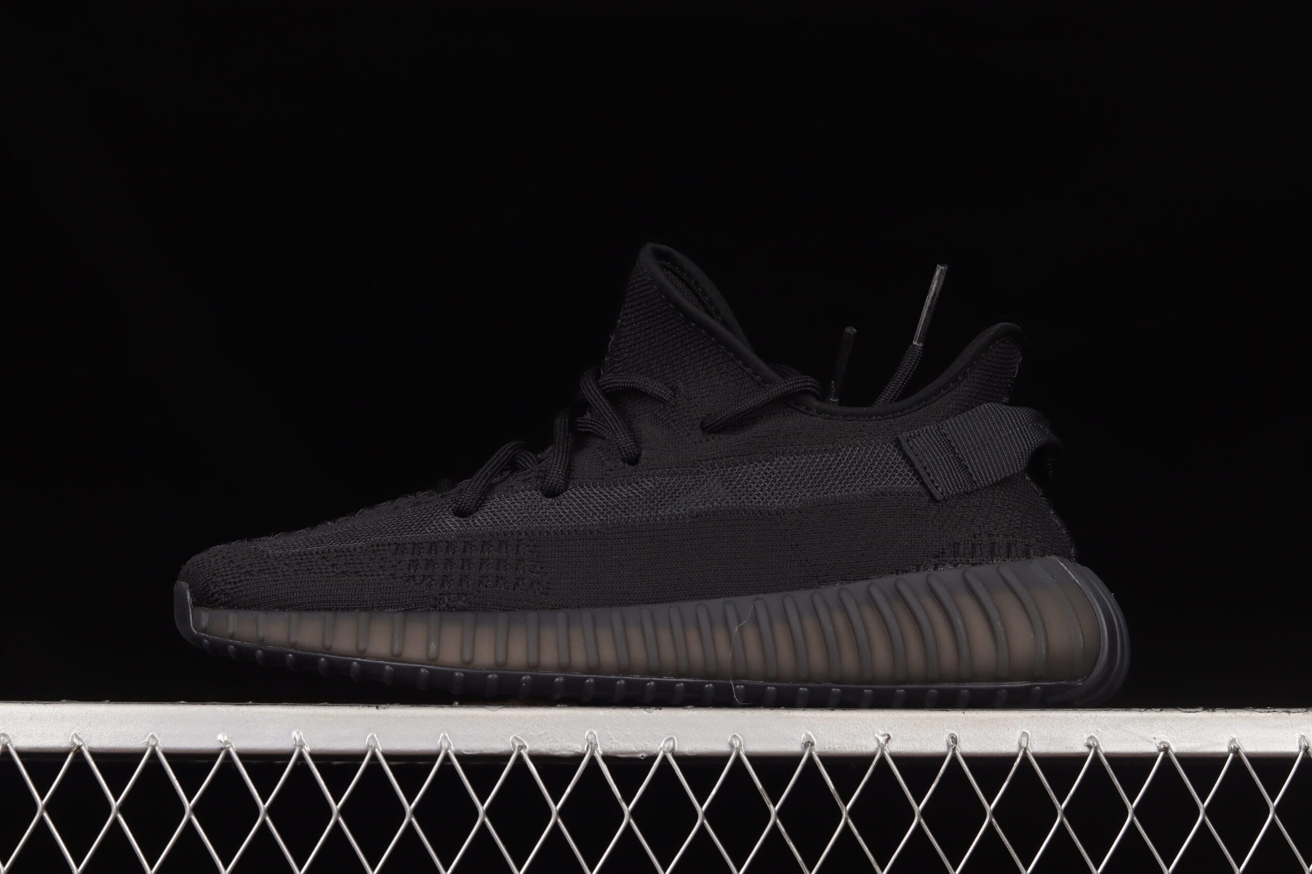 adidas Yeezy Boost 350 V2 Onyx - DEEPREPS